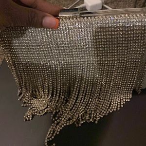 Sliver bling clutch